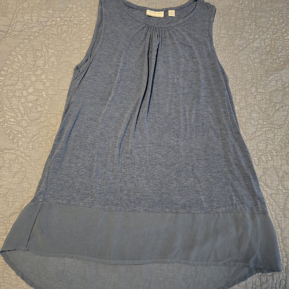 New York & Company Blue Sleeveless Tank Top